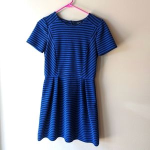 Madewell - blue and black stripes textured dress with pockets - size 2